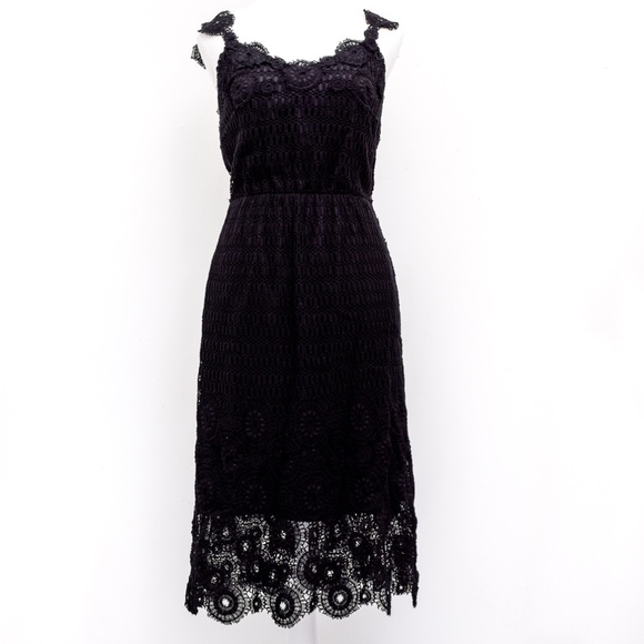 Elie Tahari Dresses & Skirts - Elie Tahar Little Black Lace Midi Dress